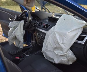 Trzy osoby poszkodowane w wypadku niedaleko Kościana. Policja wyjaśnia kto zawinił