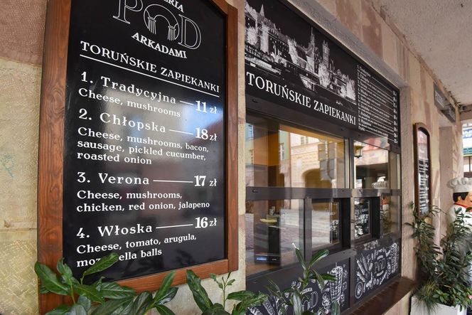 Pizzeria pod Arkadami w Toruniu. To miejsce zachwyciło Książula