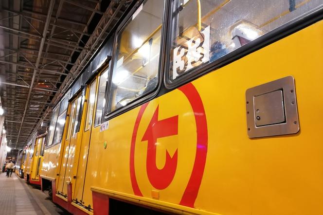 Święta 2020: Jak pojadą tramwaje i autobusy w Warszawie? Sprawdź świąteczny rozkład jazdy