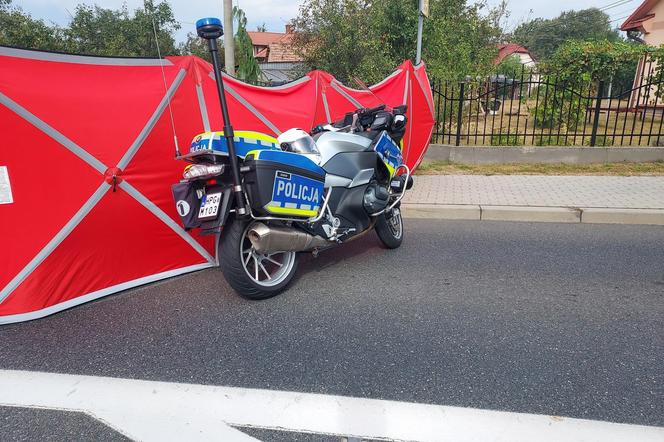 Wypadek śmiertelny pod Tarnowem. Na przejściu dla pieszych tir wjechał w 73-latka