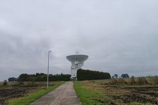 Największy radioteleskop w Europie Środkowej może przestać działać - alarmują naukowcy. Jest w Piwnicach pod Toruniem