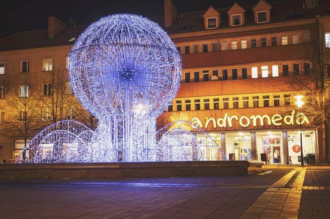 Tychy przebierają się na zimę w święta. Ubiorą się w bombki choinki i świąteczne iluminacje 