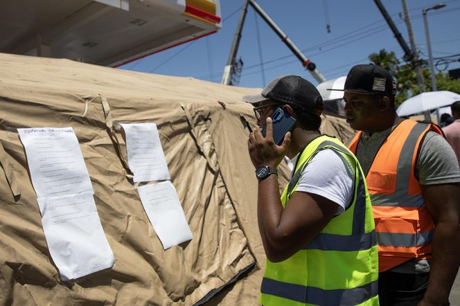 Makabra! Zawalił się dach dyskoteki. Co najmniej 184 osoby nie żyją!
