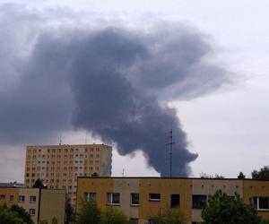 Pożar chemikaliów w Siemianowicach Śląskich. RCB ogłosiło alert dla mieszkańców kilku miast na Śląsku 