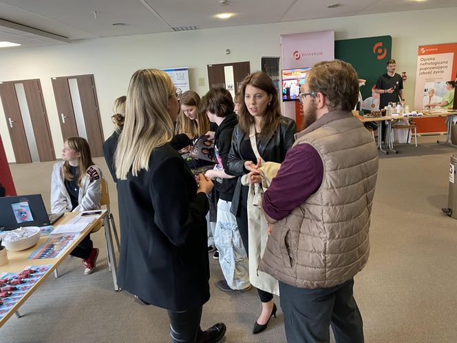 Targi Pracy na UWM 2025. Ogromne zainteresowanie wydarzeniem. Zobacz zdjęcia!
