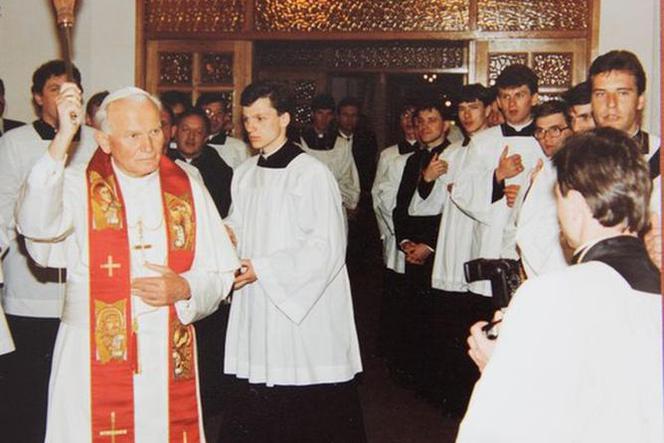 Jan Paweł II poświęcił Wyższe Seminarium Duchowne w Koszalinie
