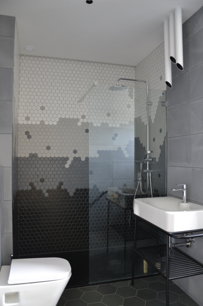 Mozaika w łazience w stylu loft