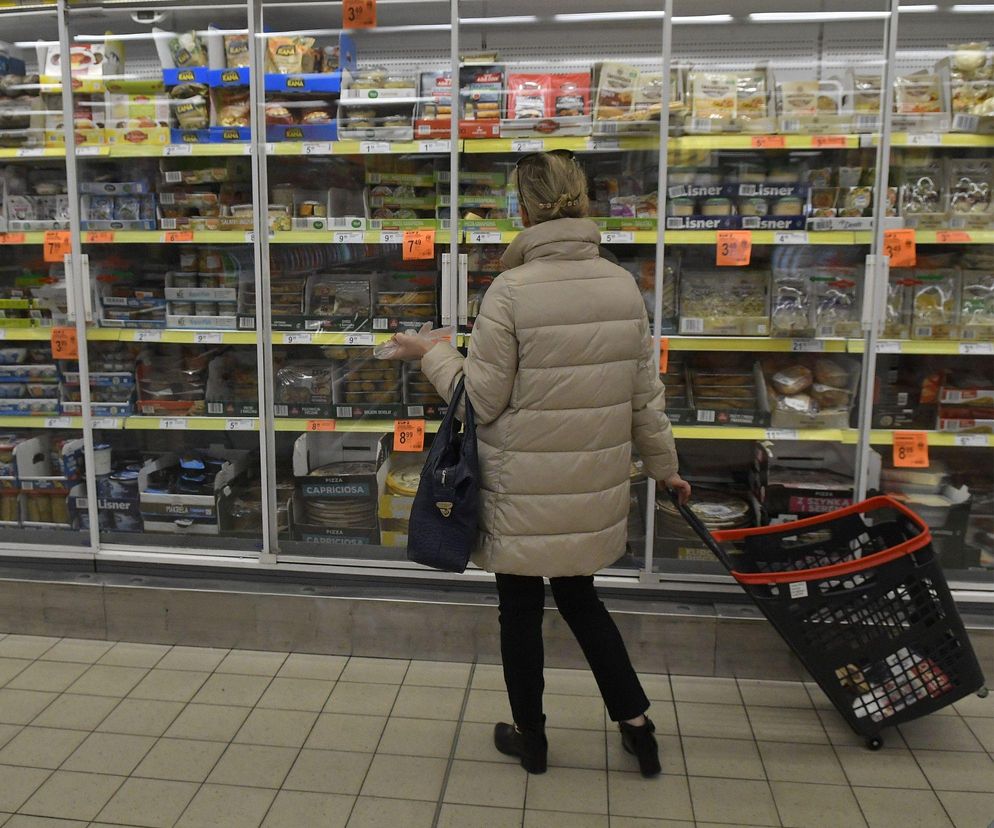 Lidl, Biedronka, Żabka 31.12.2024 - GODZINY otwarcia i zamknięcia w sylwestra