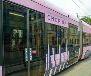 Chopinowski tramwaj i pociąg metra w Warszawie