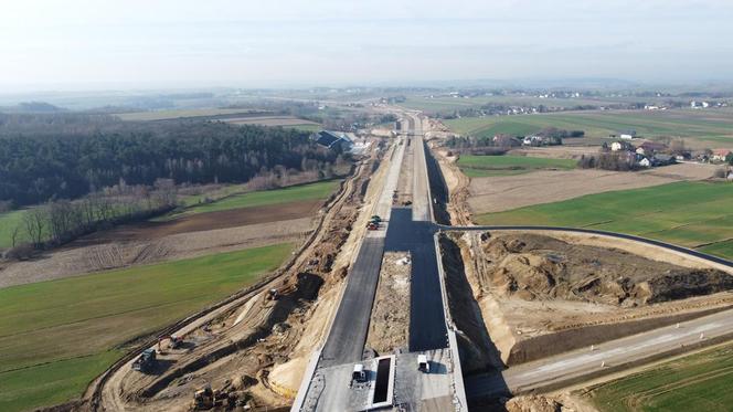 Trwa budowa S7 na odcinku Miechów - Szczepanowice