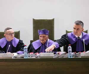 Wielka awantura przed Trybunałem Stanu. Szok! Dzwonimy po policję!