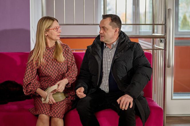Na Wspólnej odc 4017. Renata (Marta Jankowska), Sławek Dziedzic (Mariusz Słupiński)