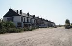 To gehenna!. Mieszkańcy domków jednorodzinnych żyją obok wojskowej strzelnicy