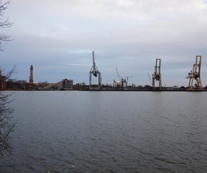 Latarnia morska i port w Świnoujściu