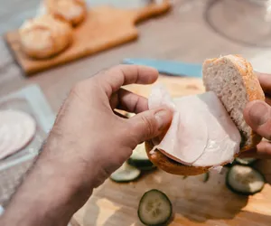 Te produkty mięsne są najgorsze dla zdrowia. Sięga po nie większość Polaków