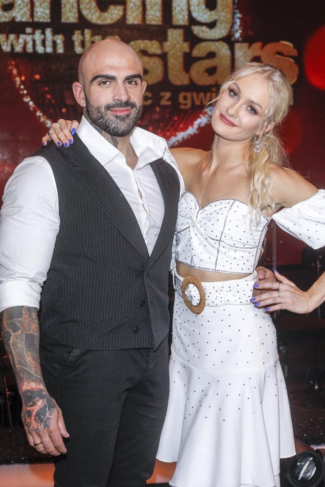 Błyskawiczna zmiana statusu. Akop Szostak w kwietniu się rozwiódł, a w czerwców oświadczył ponownie