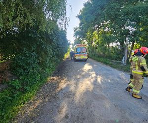 Motocyklista potrącił 6-letnie bliźniaczki. Śmigłowiec LPR w akcji