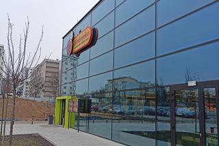 Nowoczesny sklep Biedronka w Poznaniu