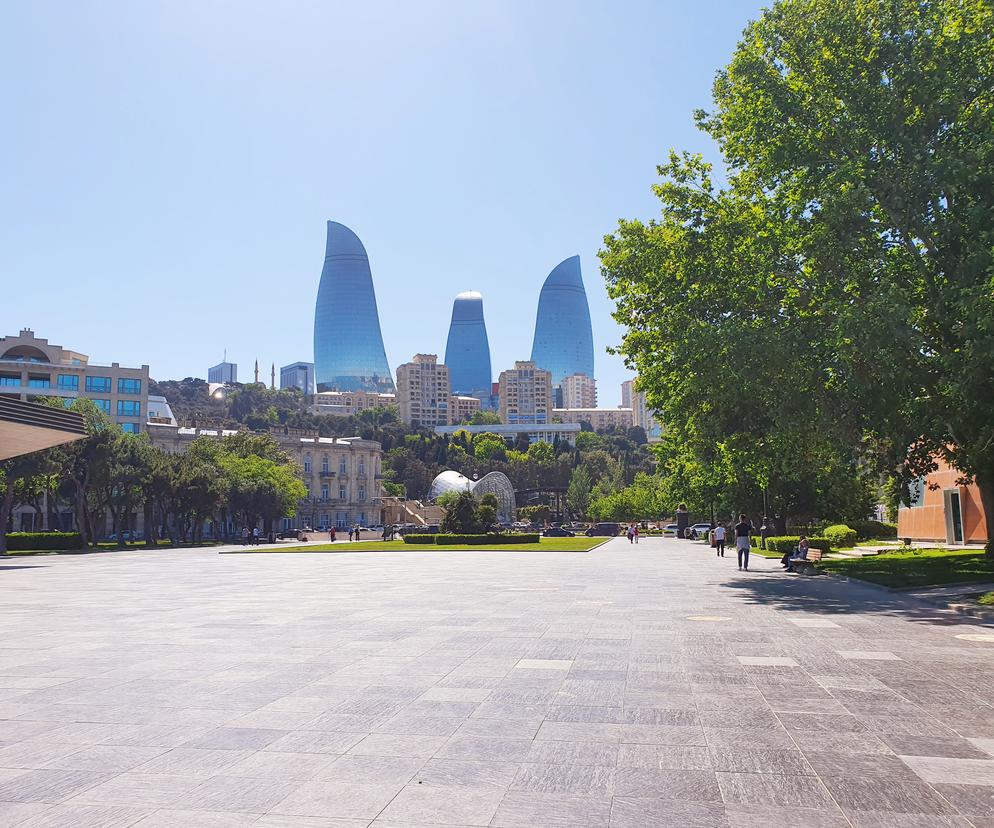 Baku - miasto ognia