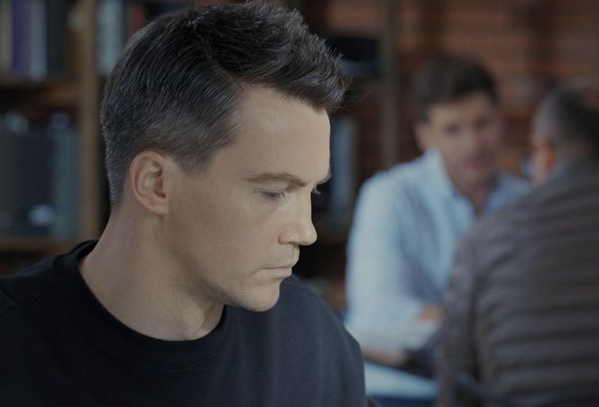 M jak miłość, odcinek 1856: Jakub Karski (Krzysztof Kwiatkowski), klient (Michał Żerucha), Marcin (Mikołaj Roznerski)