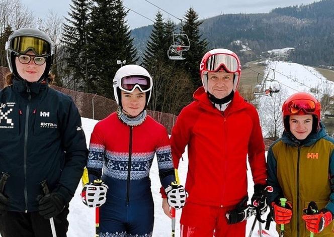 Prezydent Andrzej Duda na nartach w Wiśle 2023
