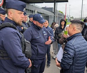 Hala na Modlińskiej zamknięta dla kupców. To koniec bazaru 