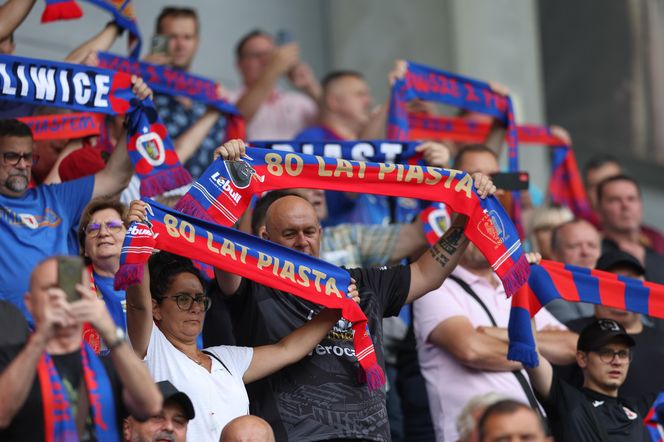 Kibice na meczu Piast Gliwice - Górnik Zabrze