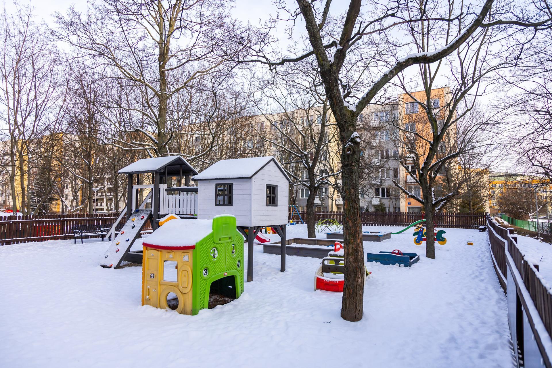 Przyczółek Grochowski - zdjęcia warszawskiego Pekinu. Zobacz, jak wygląda najdłuższy blok w Polsce