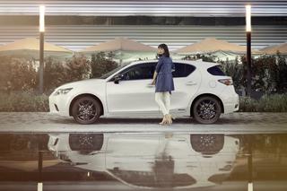 Lexus IS i Lexus CT z nowym sportowym wyposażeniem BLACK