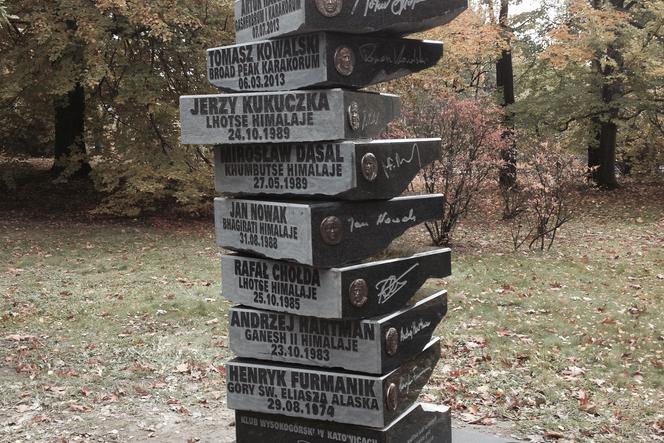 Pomnik alpinistów w Katowicach