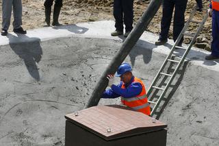 Uroczystość wmurowania kamienia węgielnego pod stadion we Wrocławiu