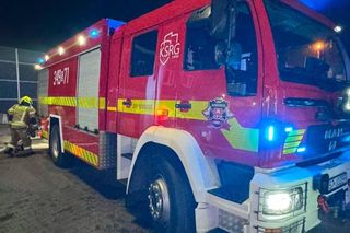 Pożar w Czechowicach-Dziedzicach. Płonie hala fabryczna