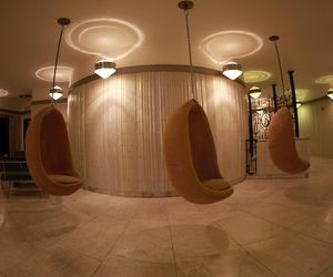 Ještěd, futurystyczny hotel i nadajnik telewizyjny