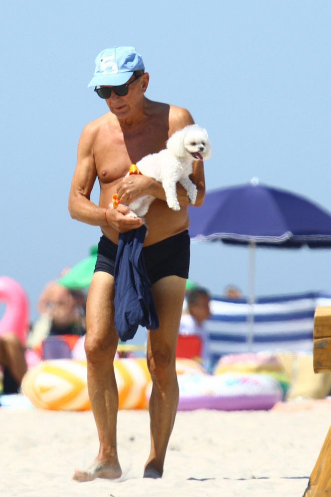 Jan Englert z żoną i ćorką w Juracie