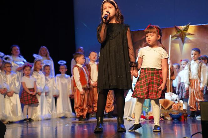 Jasełka i koncert kolęd przygotowały dzieci z Niepublicznego Przedszkola "Słoneczna Dolina" w Siedlcach