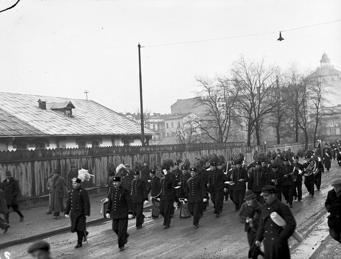 święta państwowe i oficjalne w PRL