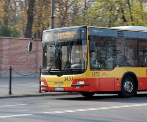 Tego na pewno nie wiedzieliście o komunikacji miejskiej w Warszawie! Najdłuższa linia autobusowa ma blisko 40 km