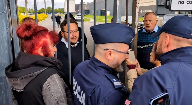 Hala na Modlińskiej zamknięta dla kupców. To koniec bazaru