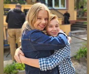 M jak miłość na planie. Misiek (Aleksander Bożyk), Lenka (Olga Cybińska)