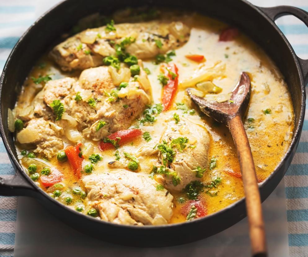 Filety z kurczaka w kremowym sosie kokosowo-cytrynowym