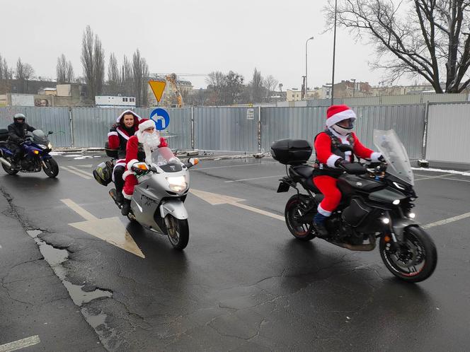 Mikołaje na motocyklach w Manufakturze. Finał corocznej akcji charytatywnej [ZDJĘCIA]