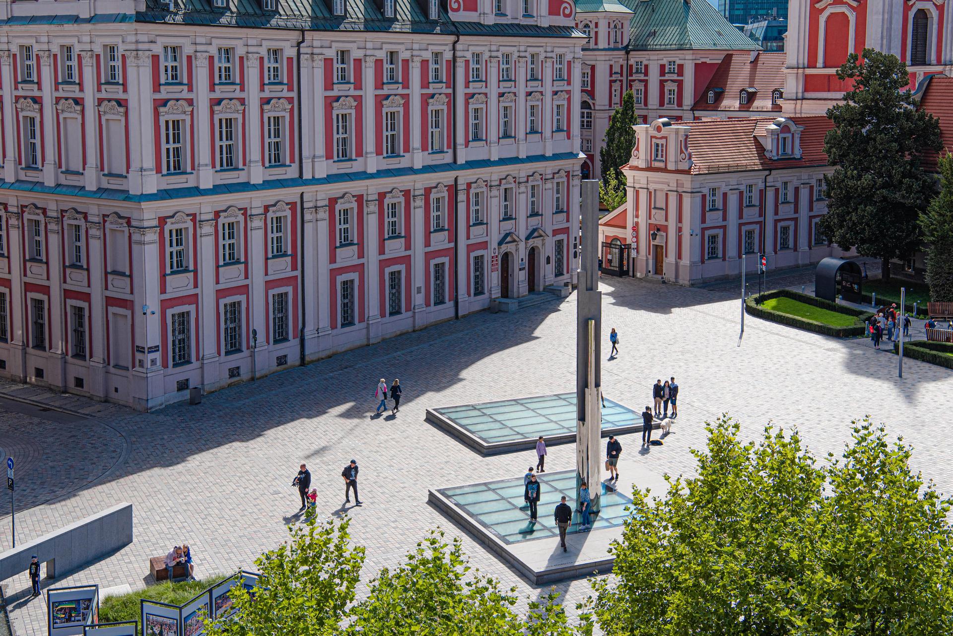 Plac Kolegiacki w Poznaniu