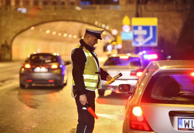 Rzecznik Praw Obywatelskich: Wyrywkowe kontrole trzeźwości nielegalne! Policja: My ratujemy ludzkie życie!