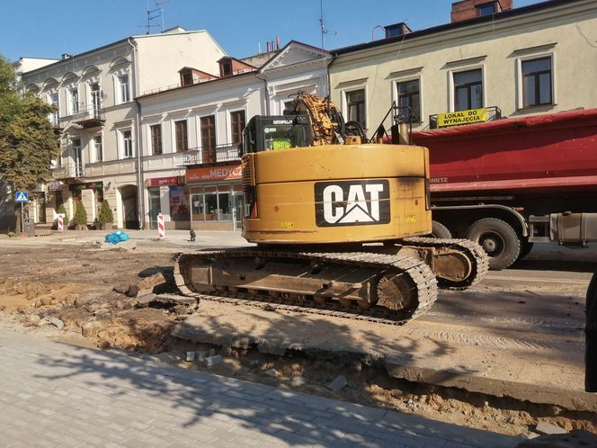 Remont ul. Piłsudskiego w Siedlcach, natrafiono na ciekawe znalezisko