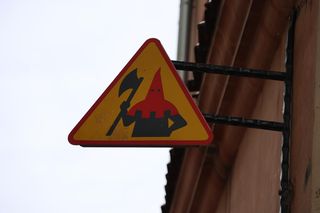 Tajemniczy znak w Lublinie. Ostrzega przed niezwykłym przedmiotem