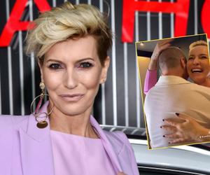 Paulina Smaszcz tańczy wzruszona do piosenki Skolima. Rozpływa się w objęciach ukochanego