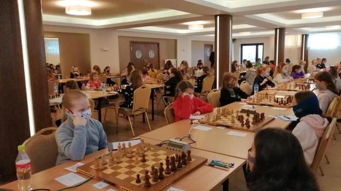 Szachistki z Jeleniej Góry walczą w mistrzostwach Polski
