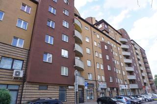 Blok z Na Wspólnej przy ul. Szlenkierów 1 na Woli