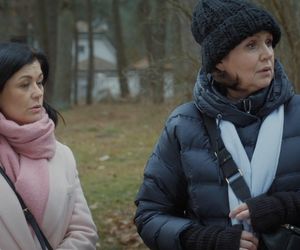 M jak miłość, odcinek 1868. Kinga (Katarzyna Cichopek), Marysia (Małgorzata Pieńkowska)