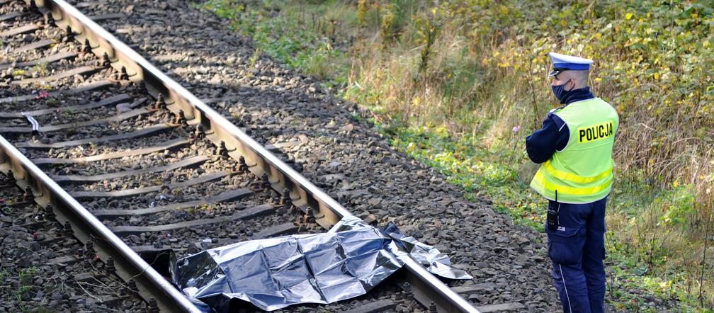 Tragedia w Koszalinie. Pod kołami pociągu  zginął mężczyzna [NOWE FAKTY, ZDJECIA, WIDEO]